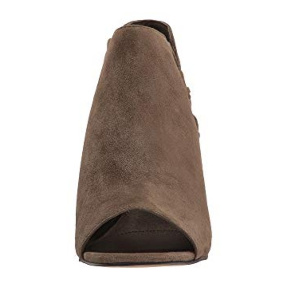 Tahari ankle booties size 6 NEW WITH BOX - Picture 4 of 7